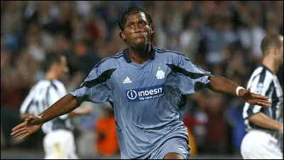 Dans quel club français a-t-il joué lors de la saison 2003-2004 ?