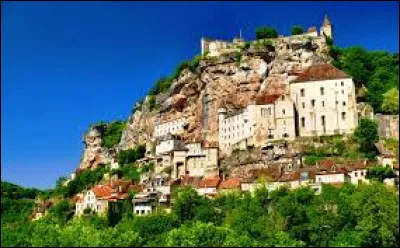Pour finir, comment appelle-t-on les habitants de Rocamadour (Lot) ?