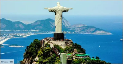 Dans quel pays pouvons-nous voir le célèbre Christ Rédempteur ?