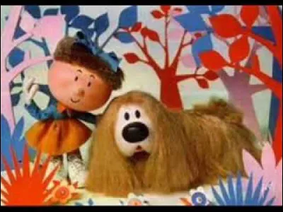 Comment se prénomme cette amie du Manège enchanté ?