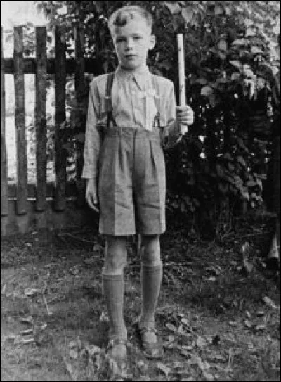 Quel est son pays de naissance ?