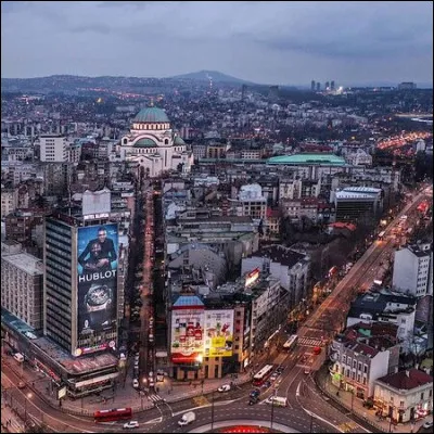 C'est le plus peuplé des cinq, avec 8,5 millions et une densité de 95 habitants au km² :