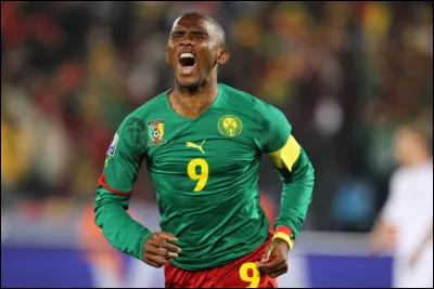 Il est aujourd'hui le meilleur buteur de l'histoire du Cameroun avec 56 buts :