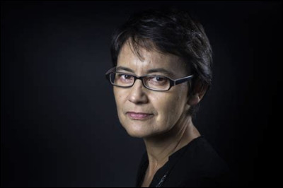 Comment se nomme le parti politique de Nathalie Arthaud ?