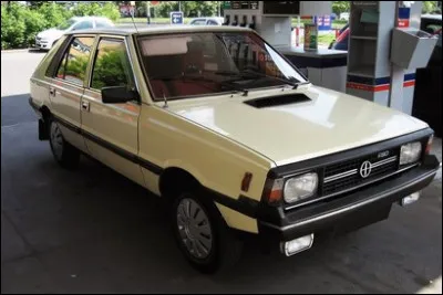 Quelle est l'origine de ce modèle largement diffusé dans son pays dans les années 70 ?