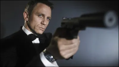 Quel film de la saga "James Bond" avec Daniel Craig n'existe pas ?