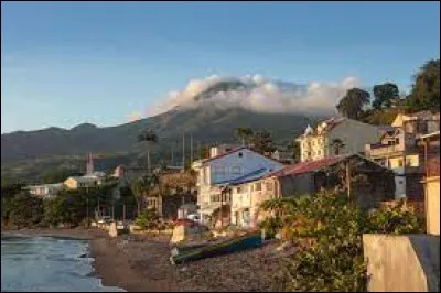 Comment appelle-t-on les habitants de Saint-Pierre (Martinique) ?
