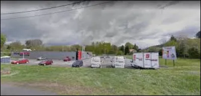 Voici sur cette image le magasin Intermarché de Blâmont.
En quelle année l'enseigne Intermarché a-t-elle été créée ?