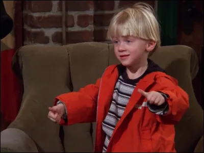 Comment s'appelle l'enfant que Ross a eu avec Carole ?