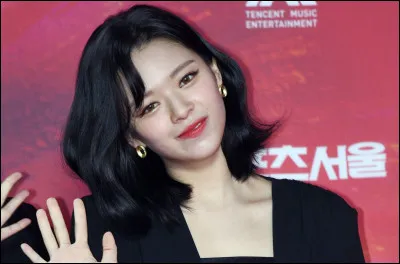 Qui est la plus âgée ?