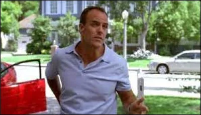 Comment meurt Karl Mayer ?