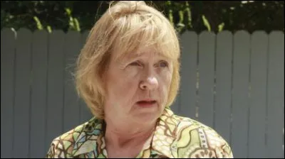 De quoi meurt Karen McCluskey ?