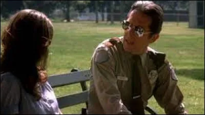 Qui tue Wayne Davis ?