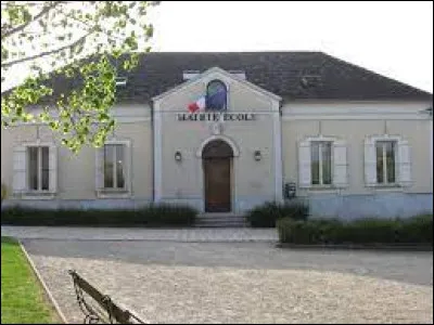 Village Seine-et-Marnais, La Tombe se situe en région ...