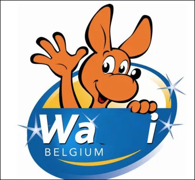 Quel est ce parc d'attractions en W, implanté en Belgique à Wavre depuis 1975 avec un kangourou orange pour mascotte ?