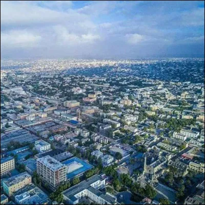 De quel pays Mogadiscio est-elle la capitale ?