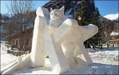 Chaque année sur la commune de Valloire a lieu un concours de sculpture sur glace. Dans quel département est-ce ?