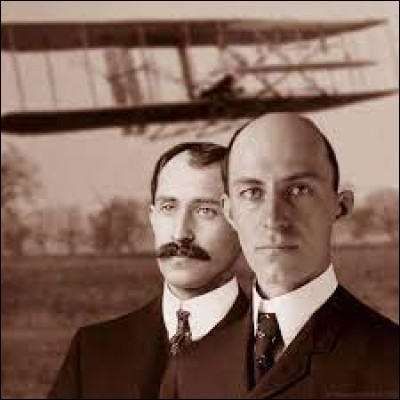 Dans quel domaine les frères Wright sont-ils des pionniers ?