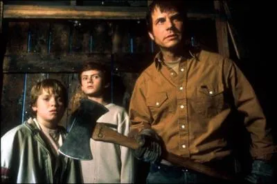 Comment s'appelle le film d'horreur qu'il a lui-mme ralis et dans lequel il joue, interprtant un pre de famille tuant des gens sous les yeux de ses deux jeunes fils ?