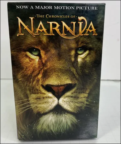 Combien le livre de Narnia a-t-il de pages environ ?