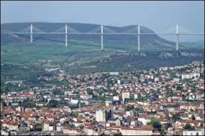Les habitants de Millau (Aveyron) sont des ...
