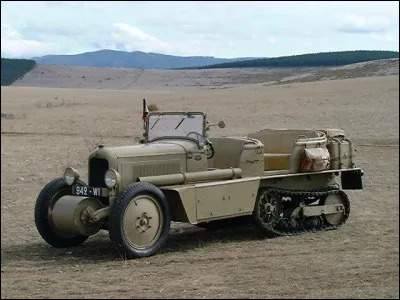 Dans les années 1920, Citroën s'est distingué au niveau de son marketing par sa grande créativité. Pour promouvoir la robustesse mécanique de ses voiture, la marque a organisé des expéditions dans les régions reculées du monde en autochenilles. Laquelle de ces "croisières Citroën" n'a jamais eu lieu ?