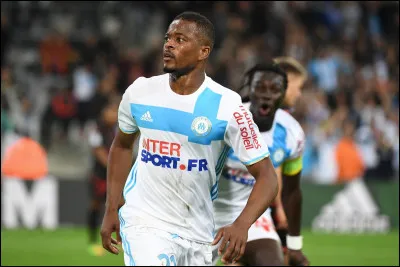 Combien de saison(s) Patrice &Eacute;vra est-il rest&eacute; &agrave; Marseille ?