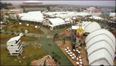 Histoire : Comment s'appelle l'agent de sécurité connu pour avoir déjoué l'attentat du parc du Centenaire pendant les Jeux olympiques d'été de 1996 et sur lequel Clint Eastwood a fait un film ?