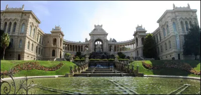 Politique : Laquelle de ces institutions ne possède pas son siège à Marseille ?