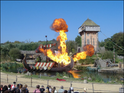 As-tu déjà vécu l'incroyable aventure au Puy du Fou ?