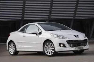 Ce petit cabriolet est une ...