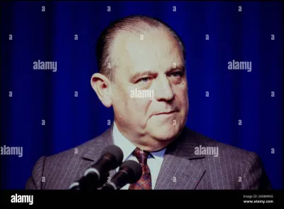 Dans un film d'animation canadien de 1986, qui est avec le p&egrave;re No&euml;l ?