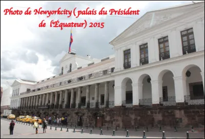 Quelle est cette ville en Q, capitale de l'Équateur située à 2 800 mètres d'altitude ?