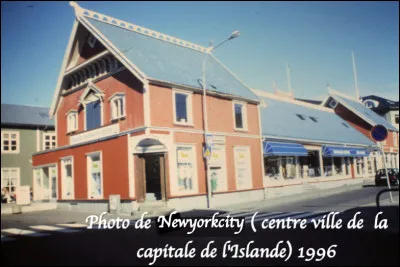 Quelle est celle ville en R, capitale de l'Islande, ville la plus verte du monde avec 410 m2 d'espaces verts par habitant ?