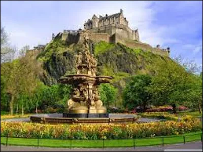 Culture : Quelle est la particularité du Festival Fringe dÉdimbourg ?