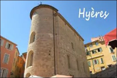 Autre station balnéaire de la Côte d'Azur, incluant la presqu'île de Giens et les îles d'Hyères (Porquerolles, Port-Cros et l'île du Levant), Hyères se situe dans le département ...