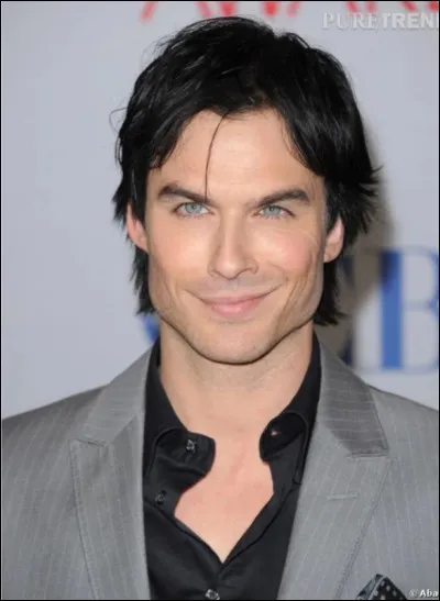 Avec qui Damon a-t-il fait l'amour dans le dernier épisode de la saison 1 ?