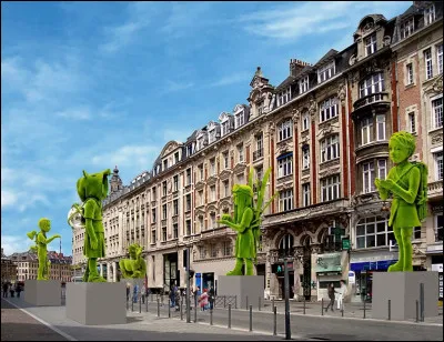 Géographie : À vol d'oiseau, à quelle distance se trouve Bruxelles depuis Lille ?