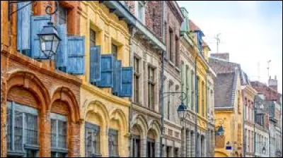 Économie : Quelle grande chaîne de boulangerie est née à Lille ?