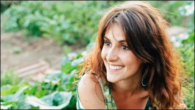 Quelle émission sur l'écologie Fanny Agostini présente-t-elle sur TF1 ?