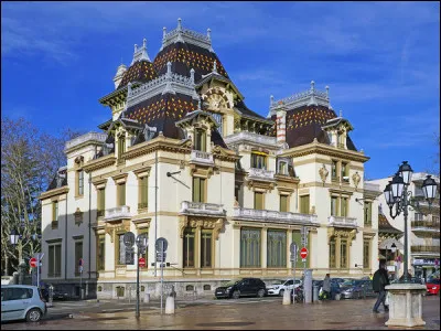 Culture : Quelle distinction ne peut-on pas attribuer &agrave; la ville de Lyon ?