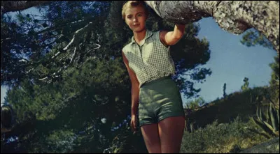 Littérature : Comment se prénomme l'héroïne du roman "Bonjour tristesse" de Françoise Sagan ?