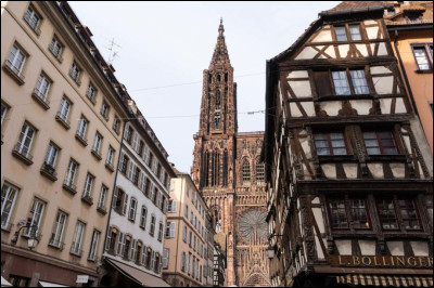Géographie : Dans quel département se trouve la ville de Strasbourg ?