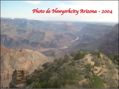 Quel est ce lieu, un fleuve des États-Unis qui a creusé de nombreux canyons dont le plus célèbre est le Grand Canyon en Arizona ?
