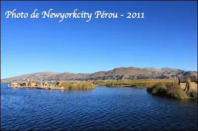 Quel est ce lieu du Pérou, le plus haut lac navigable du monde à 3 812 mètres d'altitude, traversé par la frontière entre la Bolivie et le Pérou ?