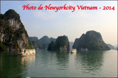 Quel est ce lieu du Vietnam, une baie spectaculaire naturelle d'eau marine de 43 000 hectares, plus grand karst marin du monde ?