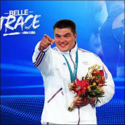 Que faut-il ajouter à "dou" pour obtenir le nom de famille d'un célèbre champion français de judo ayant pour prénom David ?