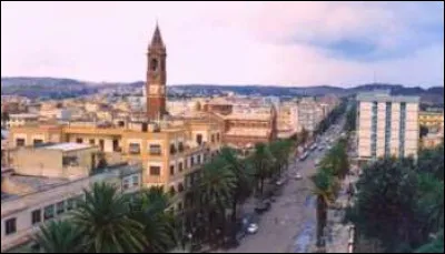 Quel pays d'Afrique, indépendant le 24 mai 1993, devient le 28 mai le 184e membre de l'ONU ?