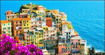 Le nom de cette ville est...