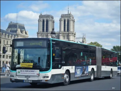 Trouvez l'intrus (bus) :